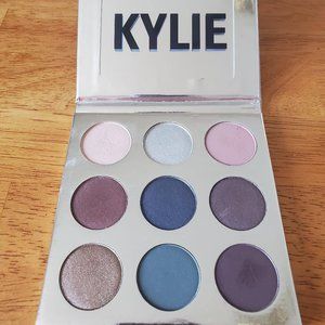 Kylie Cosmetics 2016 holiday eyeshadow palette
